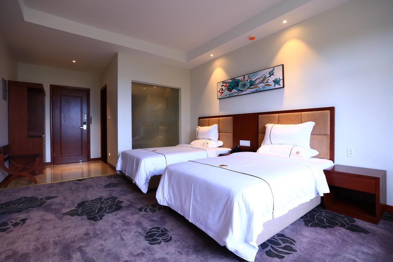Tf Seaside Hotel Garapan Exterior photo
